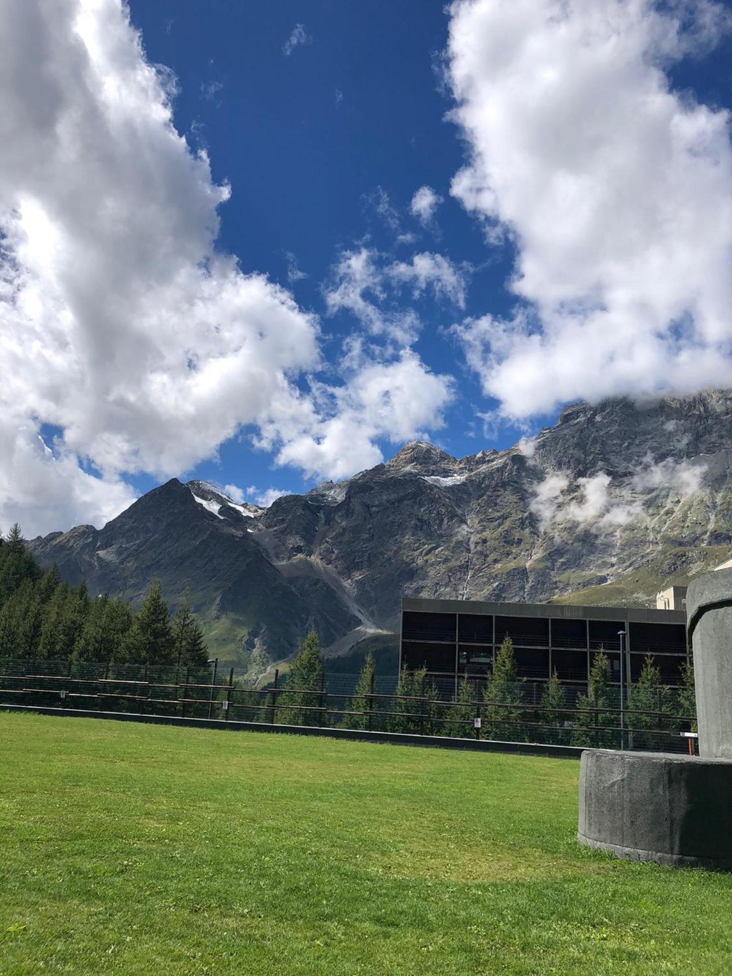 Cervinia - Matterhorn Apartments Breuil-Cervinia Exterior photo